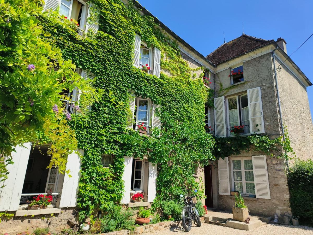 Le Grand Barrois Acomodação com café da manhã Crecy-la-Chapelle Exterior foto