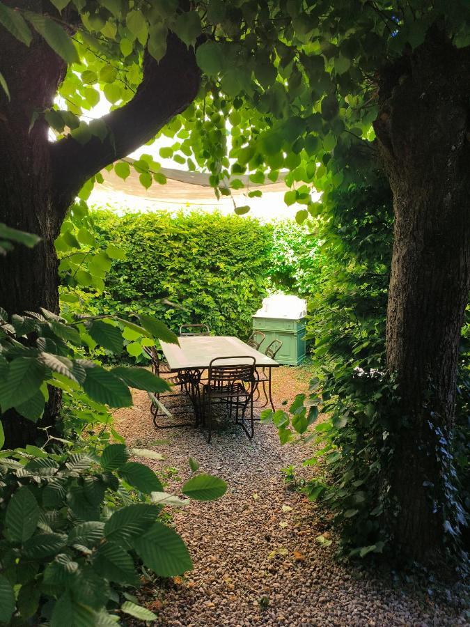Le Grand Barrois Acomodação com café da manhã Crecy-la-Chapelle Exterior foto